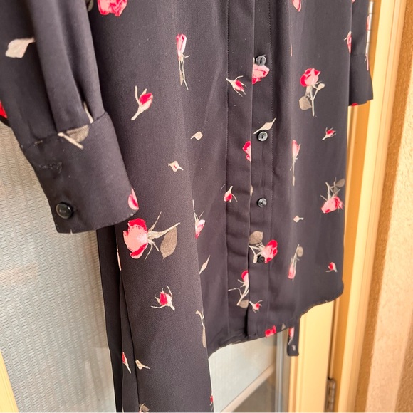 Dynamite Black Floral Button Down Wrap Dress V Neck Long Sleeves NWT Size S - Picture 13 of 17